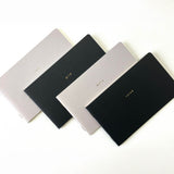 Notizbuch - isshoni. - Desk Notebook für 13 Zoll Laptop - kariert