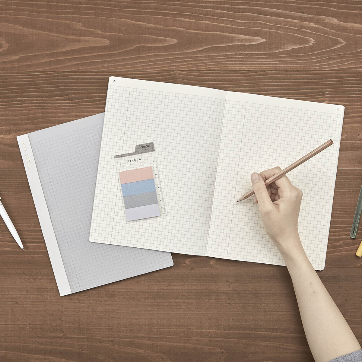 Notizbuch - isshoni. - Index Notebook B6 Grid