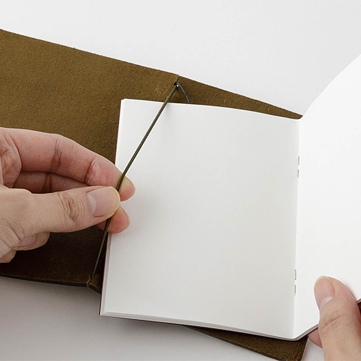 Notizbuch - TRAVELER'S notebook - Passport Size - Starter Kit